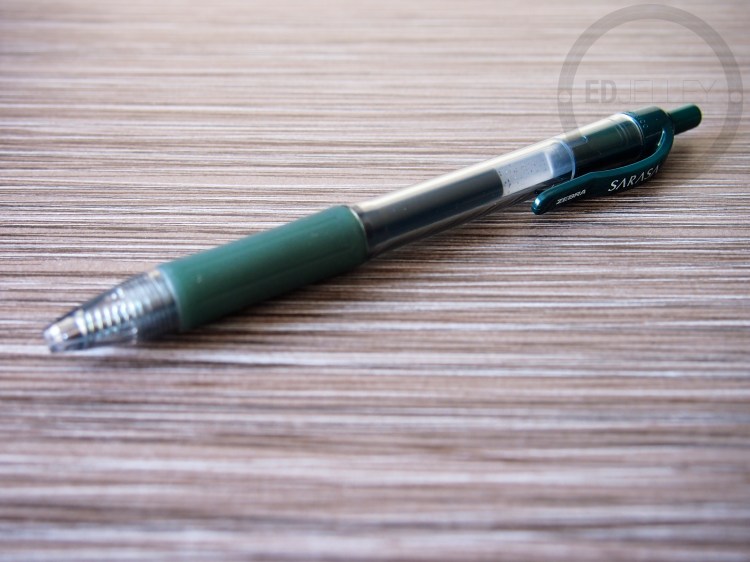 Zebra Sarasa 0.7mm Dark Green Gel Ink Pen Review 8