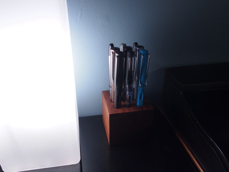 The Clicky Post Cube Pen Holder