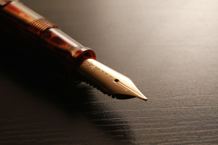 Omas Arco Celluloid Milord 3