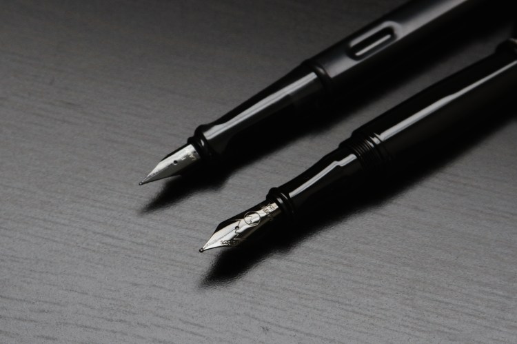 Monteverde Invincia Stealth Fountain Pen