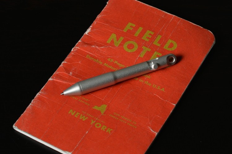 Move Pen by Oliver Sha Review EDC Keychain Pen