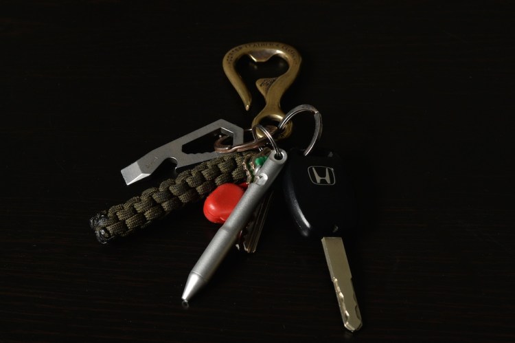 Move Pen by Oliver Sha Review EDC Keychain Pen