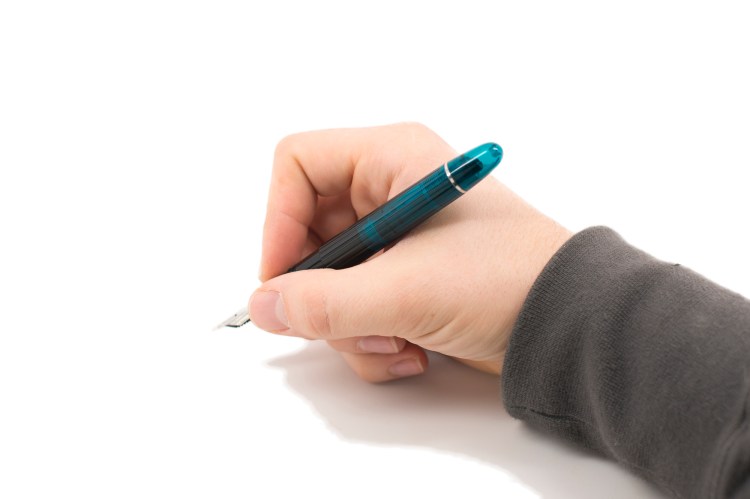 Omas Alba Fountain Pen Review-16