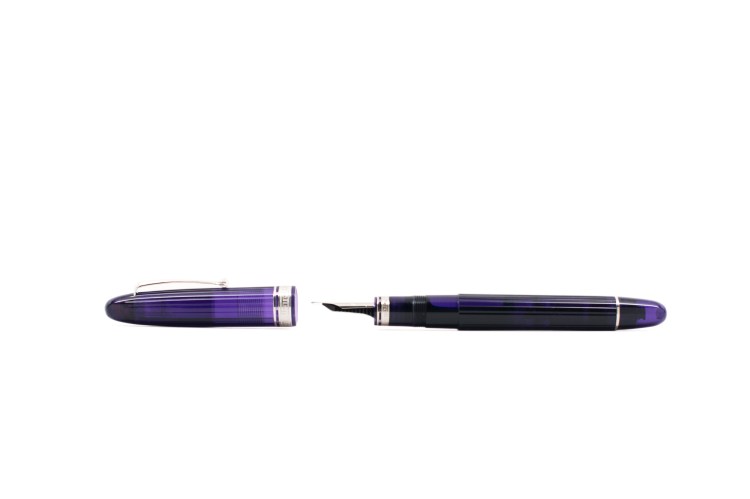 Omas Alba Fountain Pen Review-6