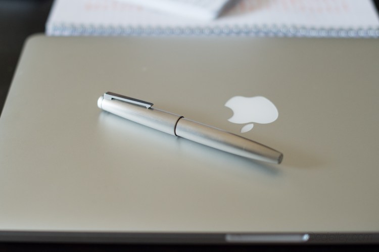 Lamy 2000 Fountain Pen Stainless Steel Review-4