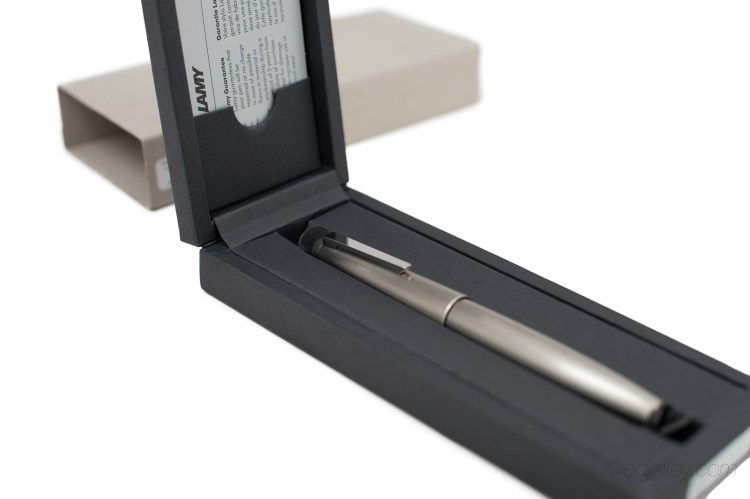 Lamy 2000 Fountain Pen Stainless Steel Review-7