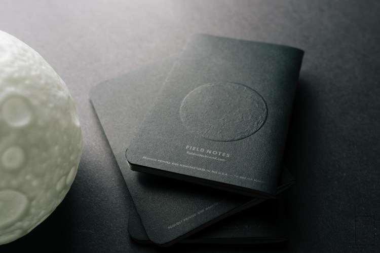 field-notes-colors-edition-lunacy-notebook-review-7