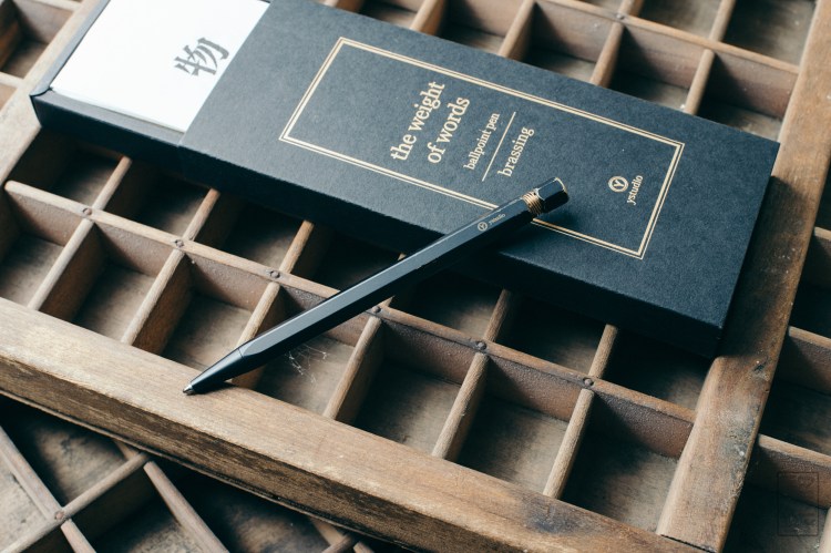 ystudio-brassing-ballpoint-pen-review-7