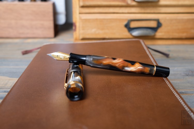 iPenstore Rosetta Magellan Fountain Pen Review-3