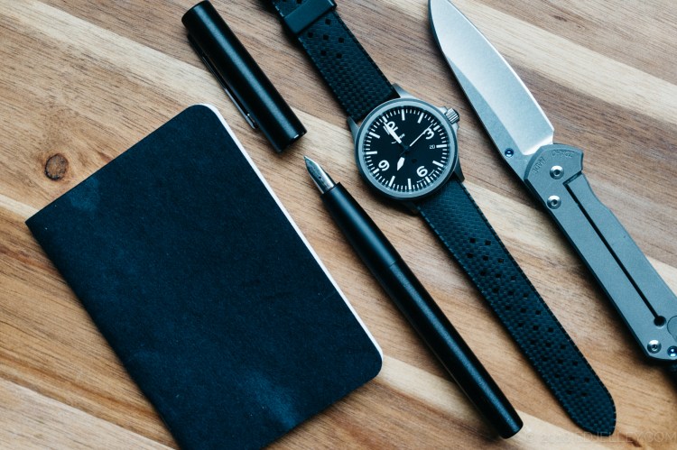 Lamy Aion Black Fountain Pen Review-10