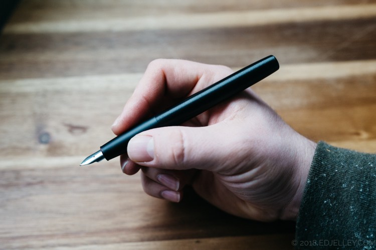 Lamy Aion Black Fountain Pen Review-8