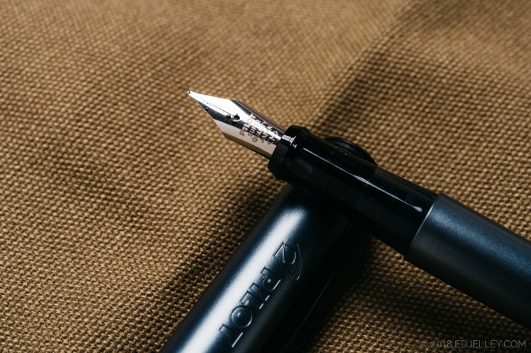 Pilot Explorer Fountain Pen Review-4